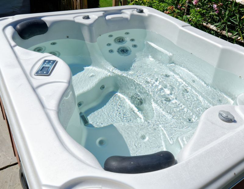 Luxury Spa Tub with Jets